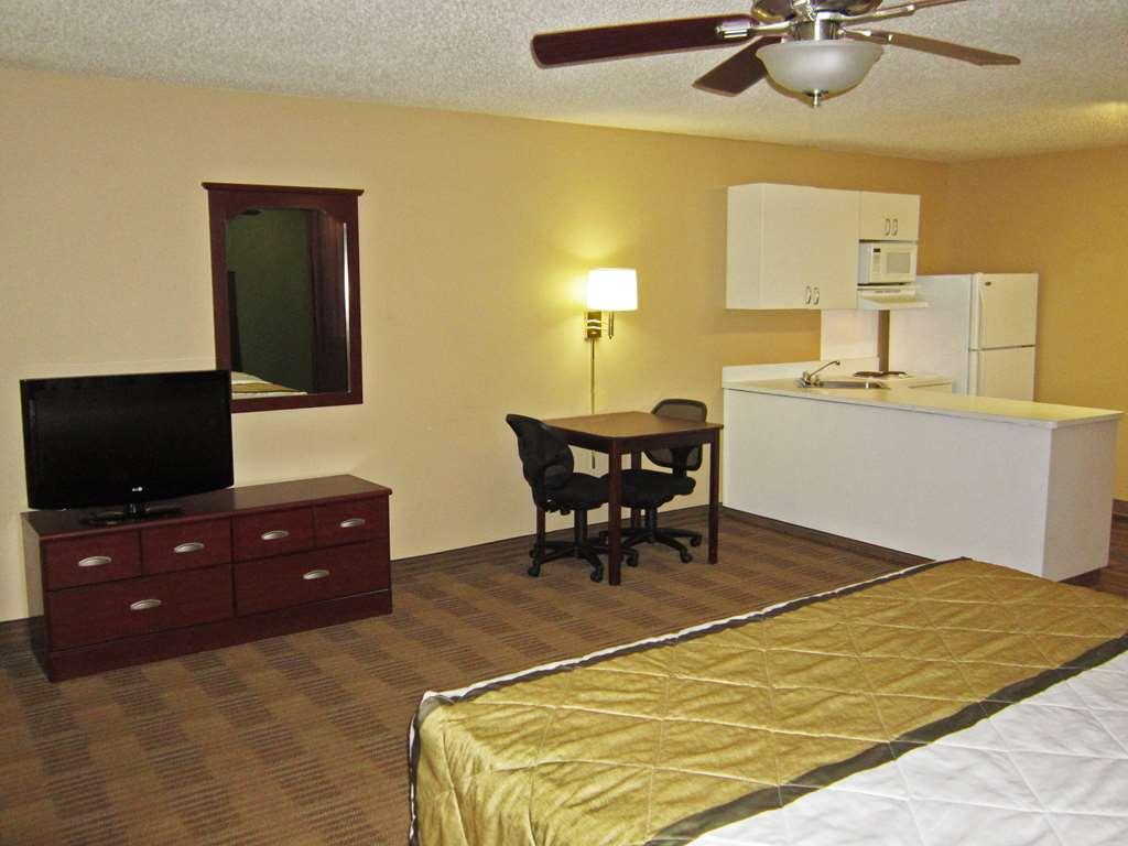 Sonesta Simply Suites Lafayette Airport חדר תמונה