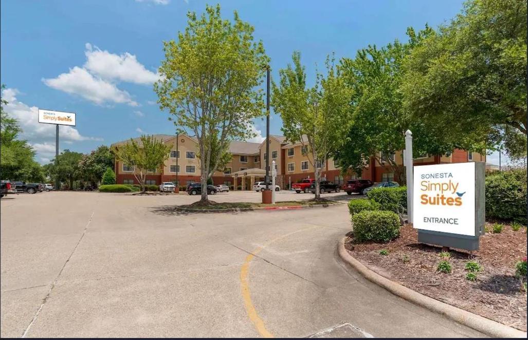 Sonesta Simply Suites Lafayette Airport מראה חיצוני תמונה